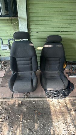 Mustang Seats 