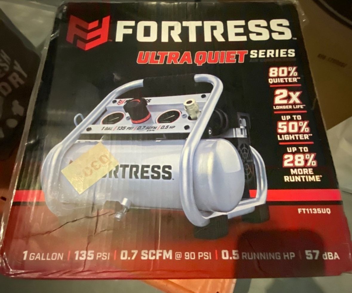 1 Gallon 135 PSI Ultra Quiet Hand Carry Jobsite Air Compressor