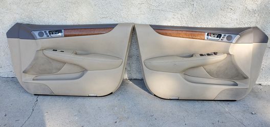 2005 Lexus ES330 rear door panels