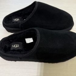 Uggs Black Slippers Size 11 