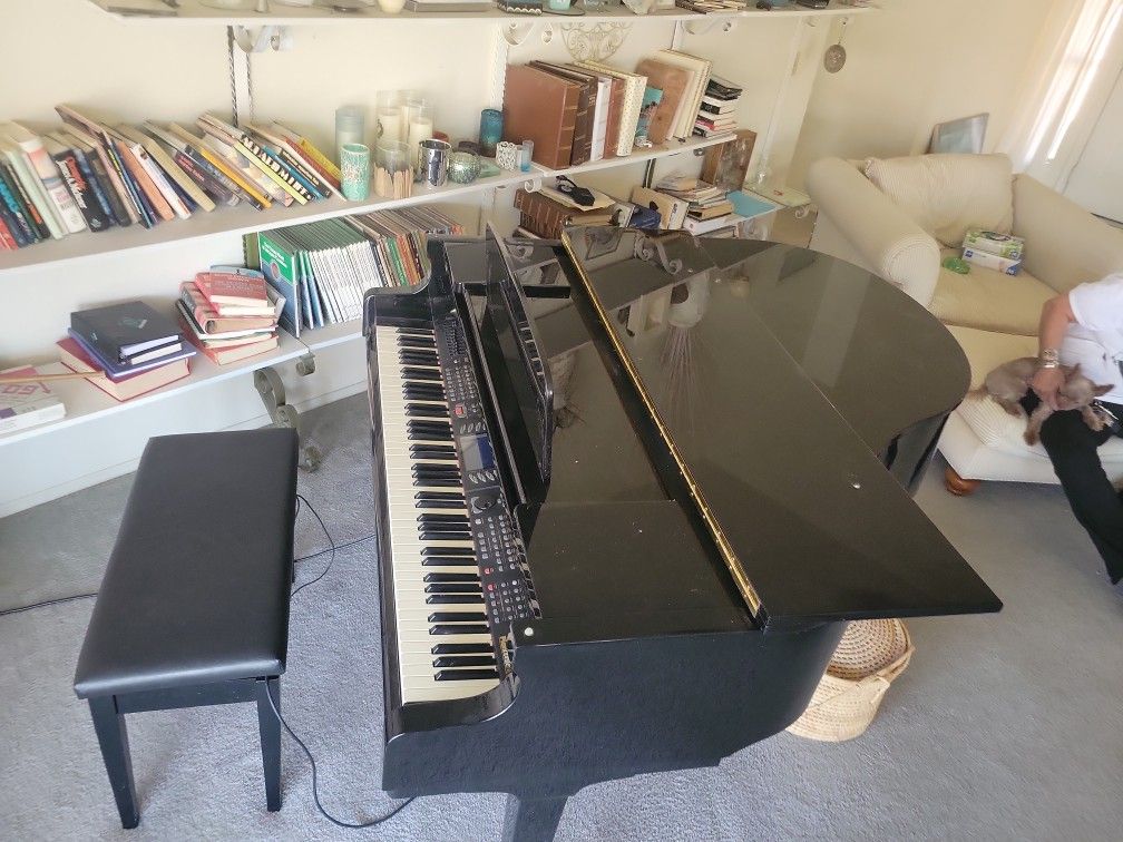 Baldwin Piano