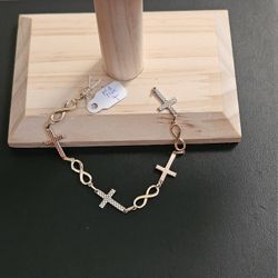 14k Gold Tri Color Bracelet 7 Inch
