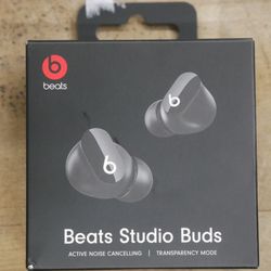 Beats Headphones black sealed active noise cancelling MJX43LL/A 885885-1