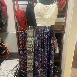 Girls/womens Maxi Dresses - Size S