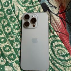 iPhone 15 Pro 128gb (unlocked)