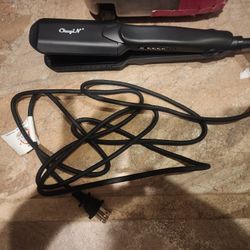 CheyiN Hair Straightener With Attachments 