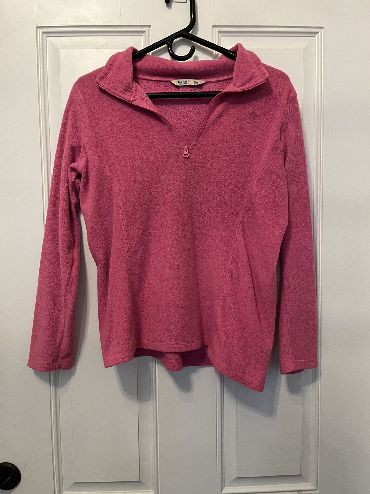 Old Navy Fleece Jacket. Size Medium. Excellent Condition 