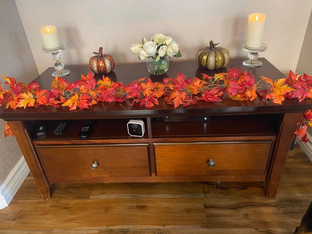 TV Stand / Media Center