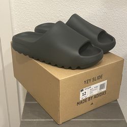 Yeezy Slides - Size 12 - Dark Onyx 