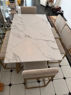 Modern Dining Set – Marble Like Table & 5 Upholstered Chairs