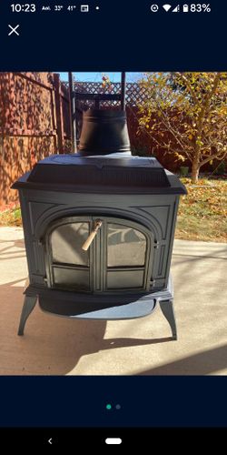 Vermont Castings VIGILANT Wood Stove for Sale in Aurora, CO - OfferUp