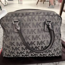 Michael Kors handbag 