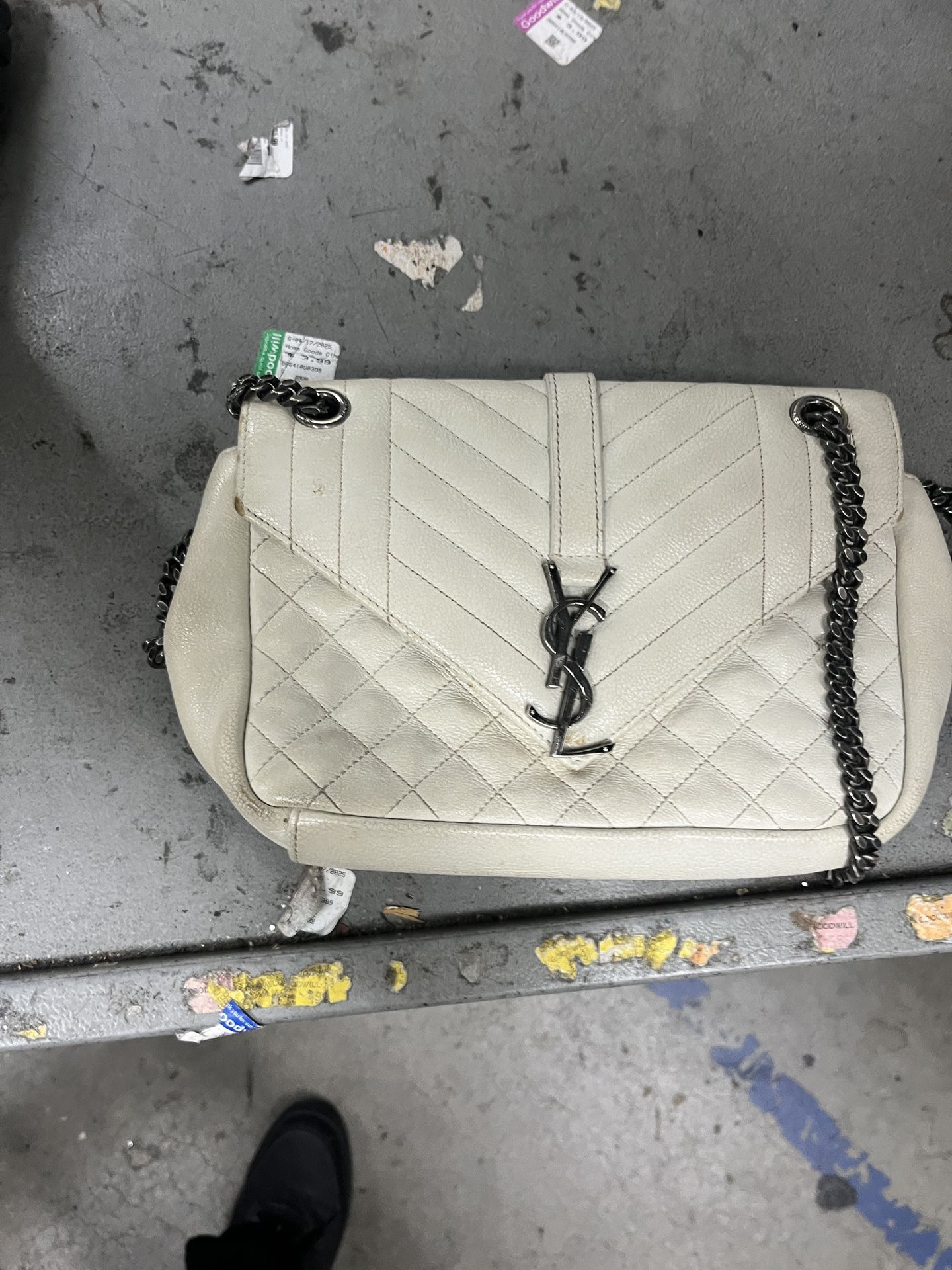 Saint Laurent