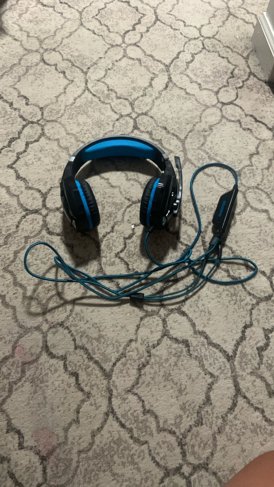 Headphones Wired