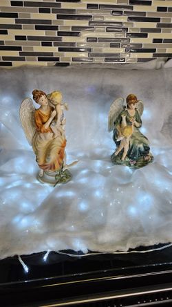 2002 Grandeur Noel Collector Edition Hand Painted Porcelain Angel Set