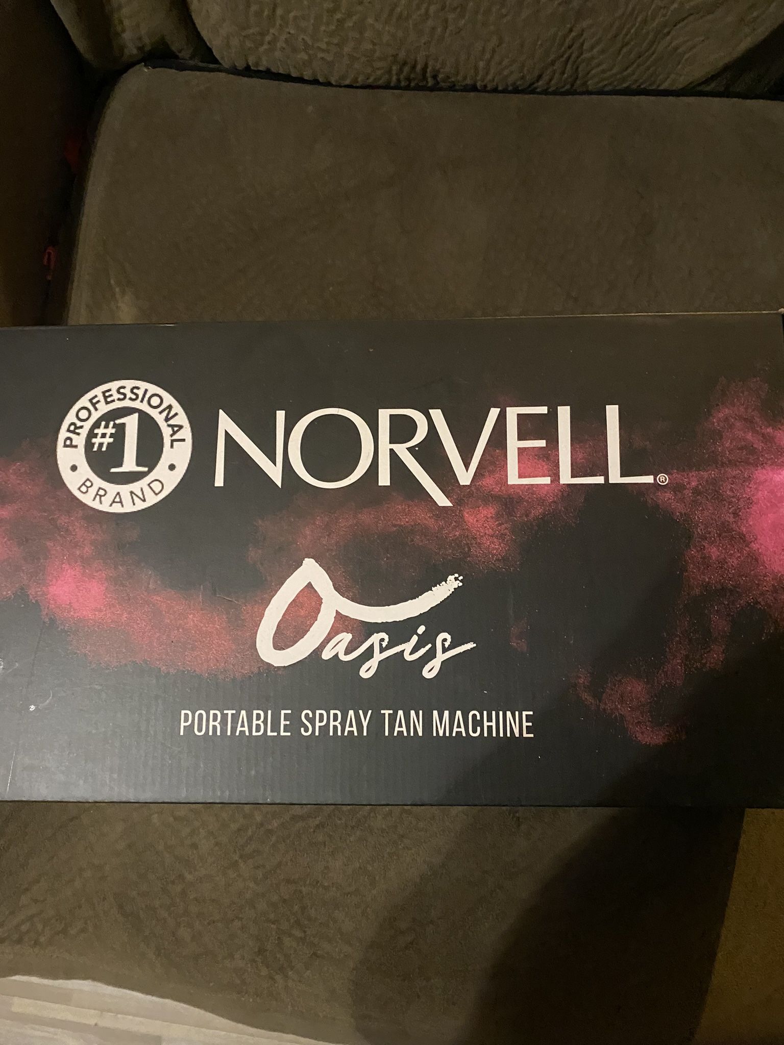Norvell Oasis Spray Tan Machine