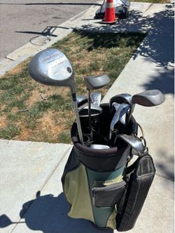 Ladies, Golf Clubs with bag right handed