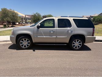 2007 GMC Yukon Denali AWD