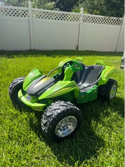 Power Wheels Dune Extreme Ride-on kid car with brand new battery