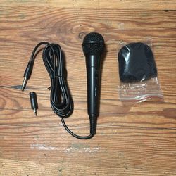 Microphone