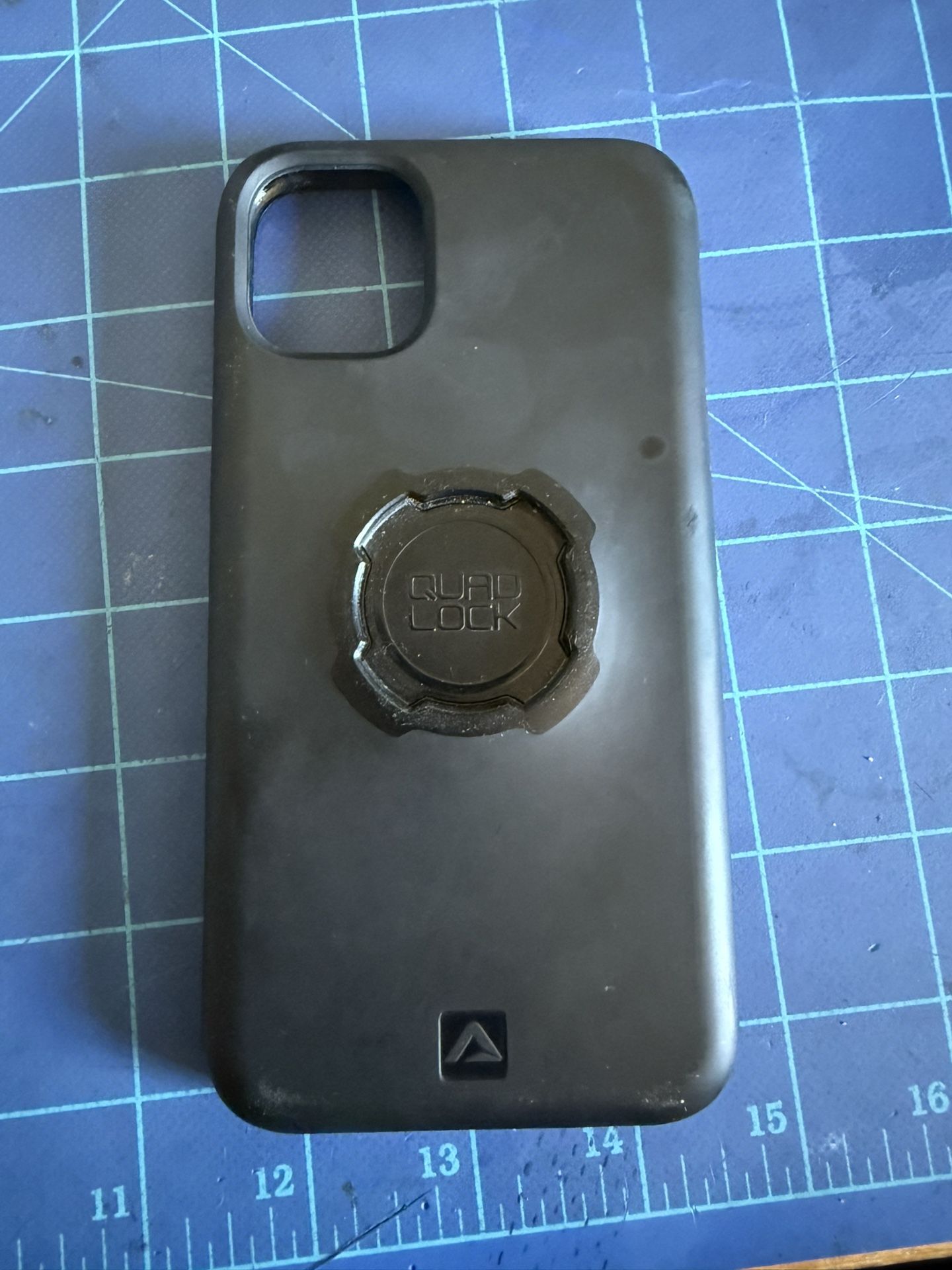 Quad Lock Case iPhone 11