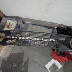 '21-'25 Ford Bronco Badlands OEM Grill