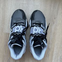 MOVING!! Nike KD Trey 5 Basketball Shoes men’s 