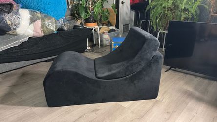 Black Velvet Foam Lounge Chair