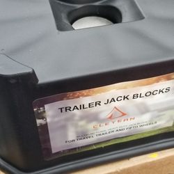 Trailer jack And Trailer Block