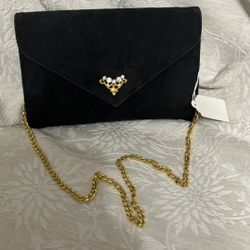 Elegant Black Clutch with Gold Chain
