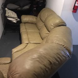 Sectional With Pull Out Bed