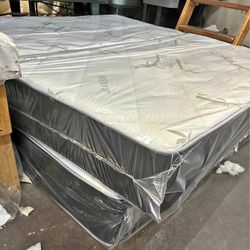 Never Used!!! Queen Mattress & Box Spring !!! Cash on Delivery