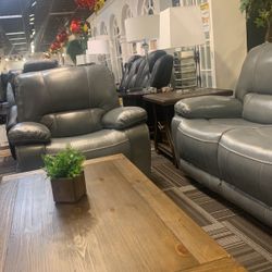 Beautiful Living Room Set 