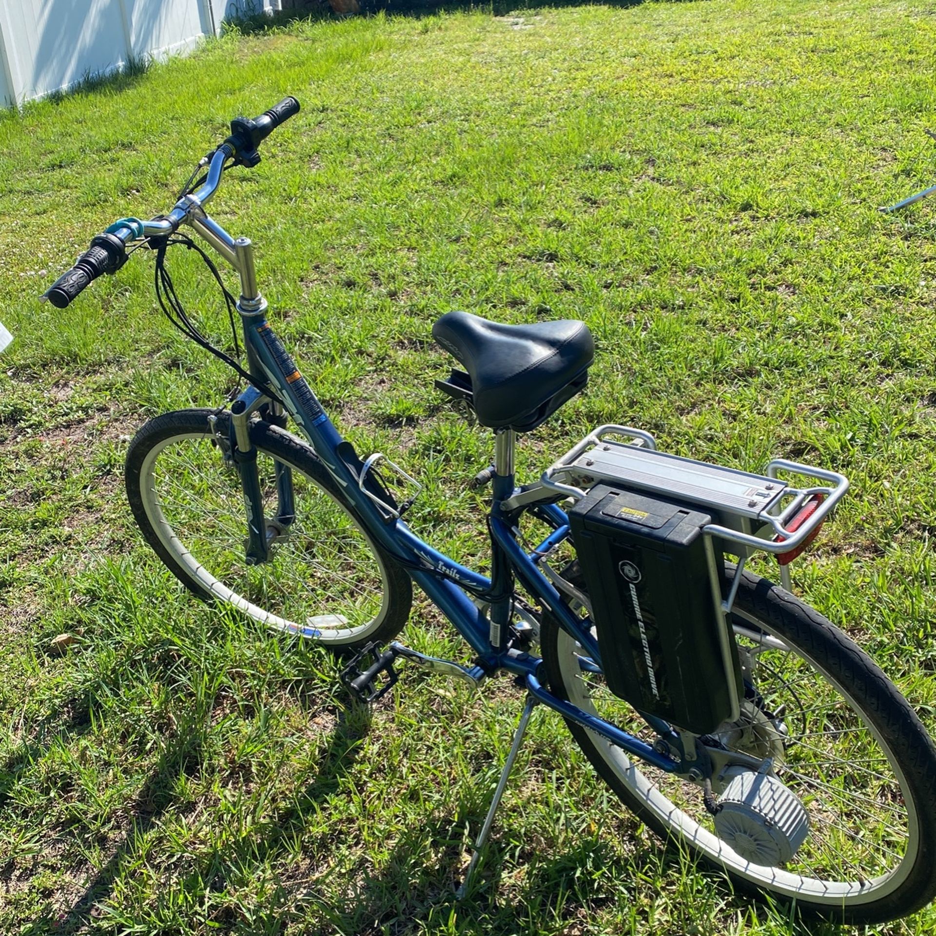 schwinn invidia electric bicycle High Timber Mountain Bike, 27.5 Inch Wheel, Black responsive disc brakes Adapt Folding Electric Bike Grey