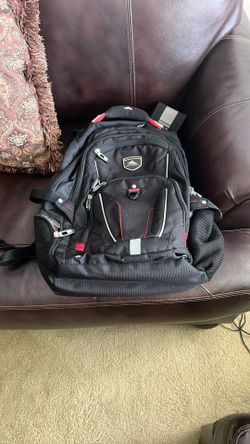 High Sierra Back Pack Excellent Condition. 