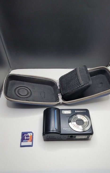 Samsung Digimax S500 Digital Camera