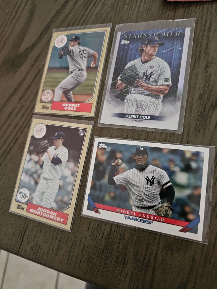New York Yankees Newer Baseball Cards Lot Of 77 Cards