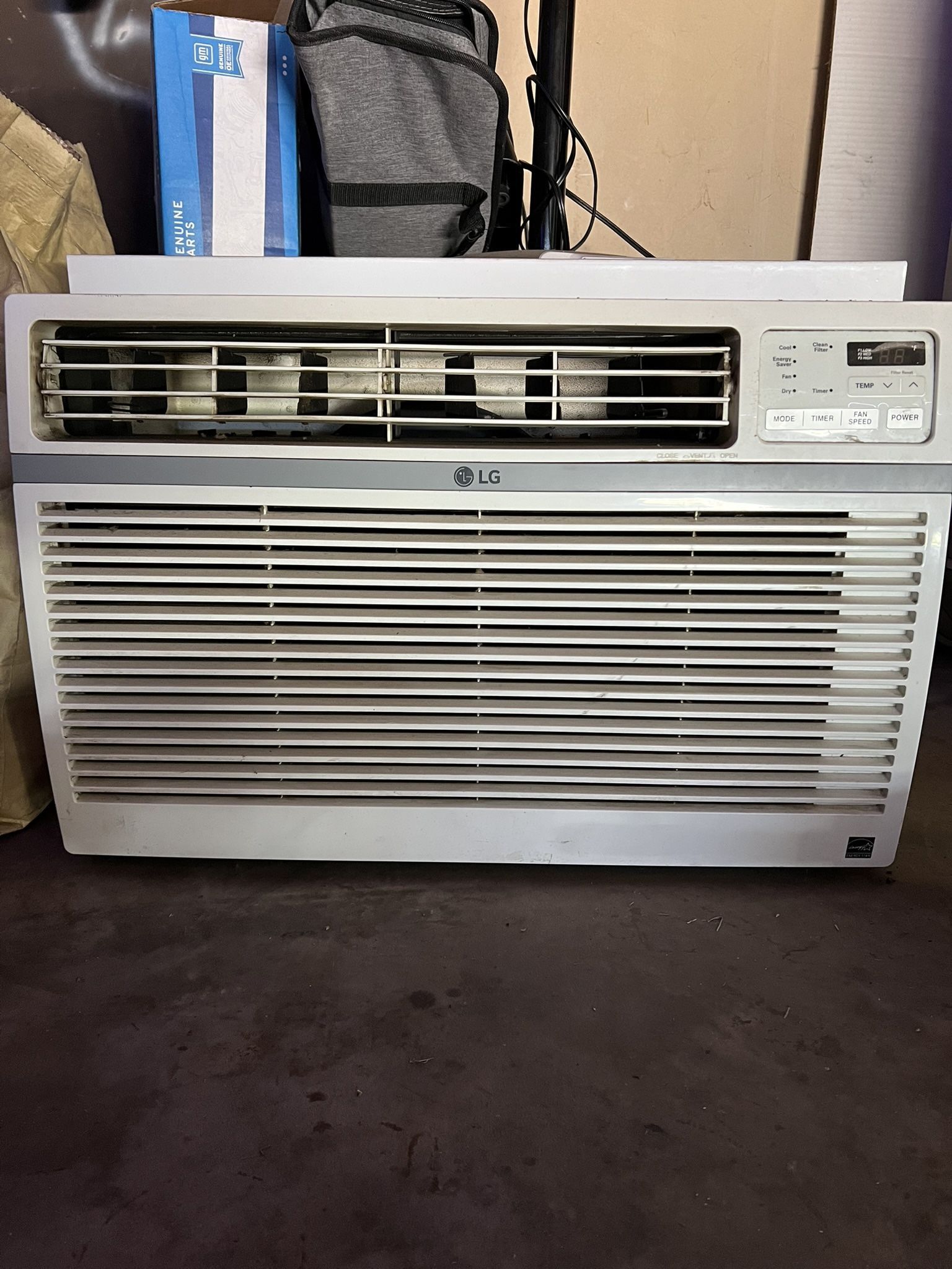 LG Ac Wall Unit