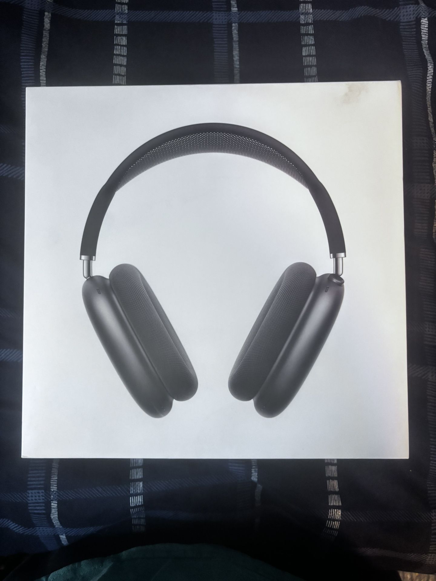 AirPod Pro Max (NEW)