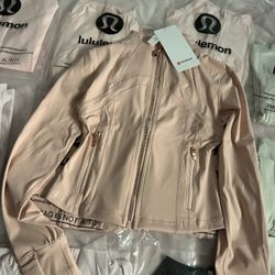 lululemon jacket 