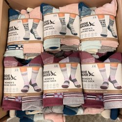 Eddie Bauer Women’s Hiking Socks 4 Pack Brand New Only $5.99