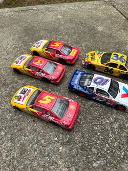 Lot of 5 NASCAR Die-Cast Race Cars