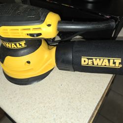 Dewalt Orbital Sander ( Open Box ) New Tool