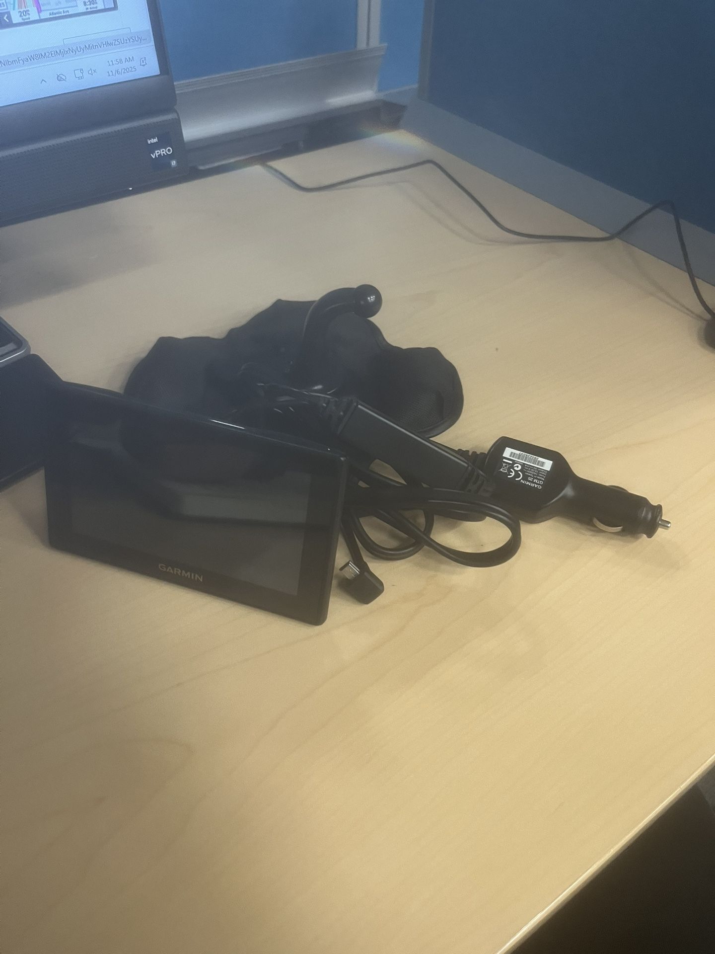 Garmin GPS/1tb External Hard Drive 