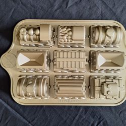 Nordic Ware Train Cake Pan