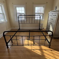 Raymour & Flanigan Black metal King bed frame Great Condition $100 OBO
