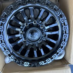 18x9. FUEL RINCON.   DOUBLE BLACK.  8x180
