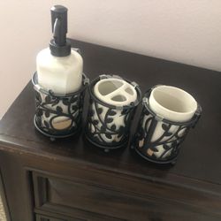 Bathroom  Tumbler  Set For $25