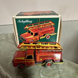 Collector Series Miniature Tin Toy Christmas Ornament / Fire Engine
