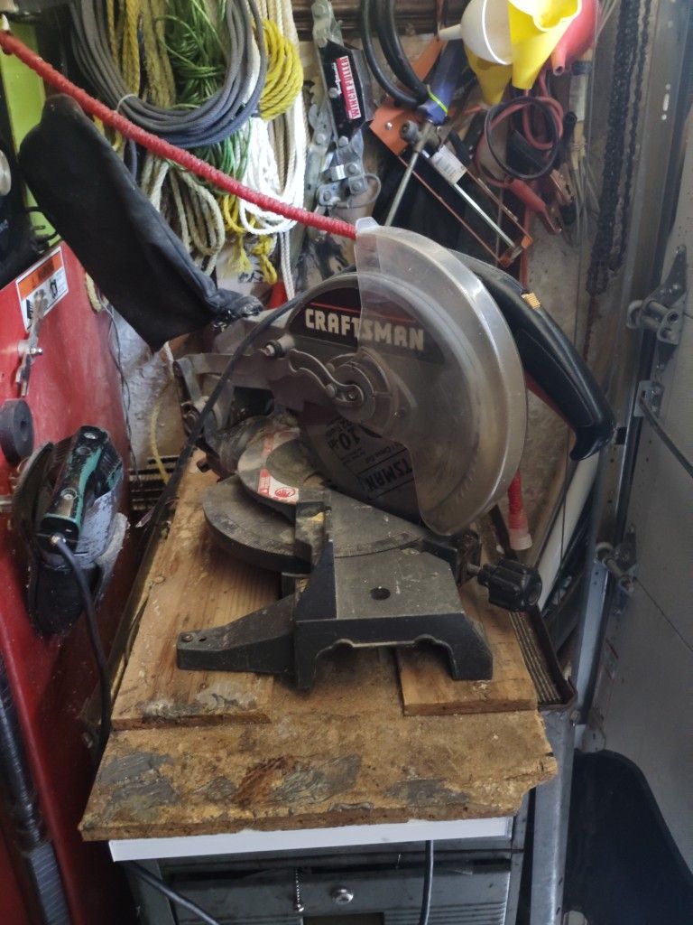 Large Craftsman Table Circular Saw